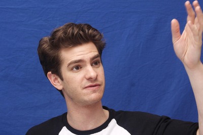 Andrew Garfield sweatshirt