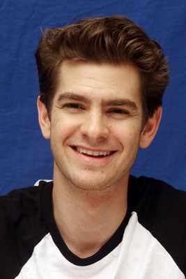 Andrew Garfield sweatshirt