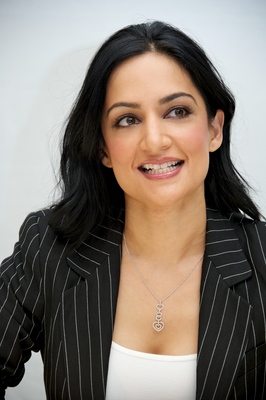 Archie Panjabi sweatshirt