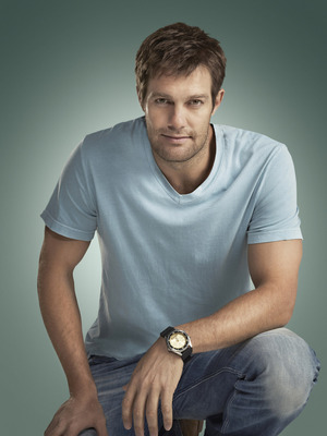 Geoff Stults poster