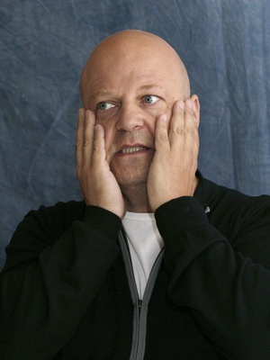 Michael Chiklis sweatshirt