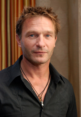 Thomas Kretschmann sweatshirt