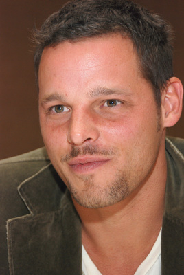 Justin Chambers sweatshirt