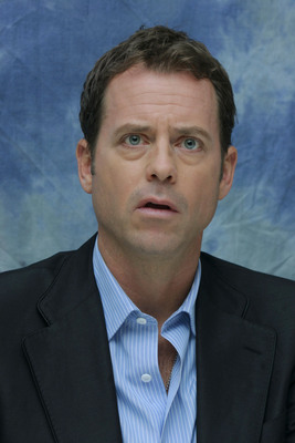 Greg Kinnear poster