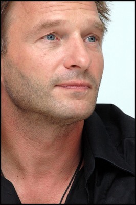 Thomas Kretschmann sweatshirt