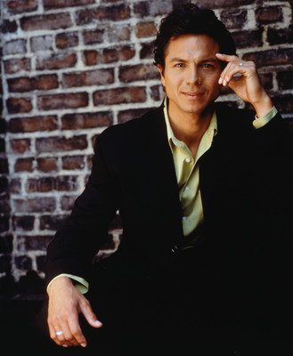 Benjamin Bratt poster