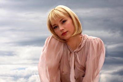 Haley Bennett poster