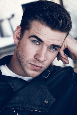 Liam Hemsworth poster