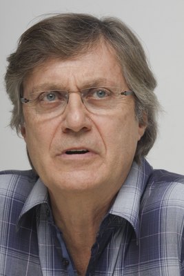 Lasse Hallstrom poster