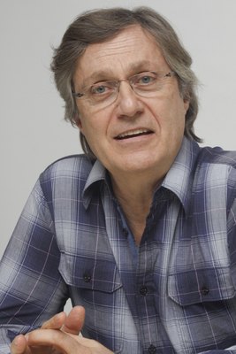 Lasse Hallstrom poster