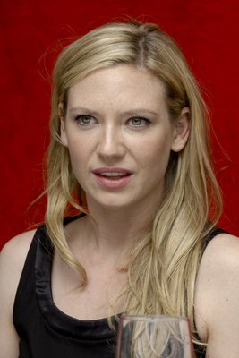 Anna Torv poster