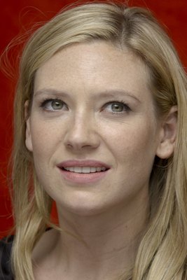 Anna Torv poster