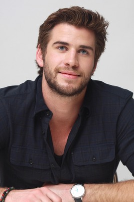 Liam Hemsworth poster