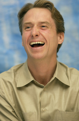 Linus Roache sweatshirt