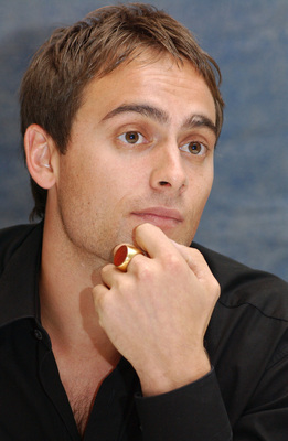 Stuart Townsend sweatshirt