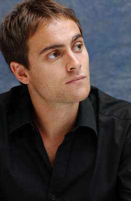 Stuart Townsend sweatshirt