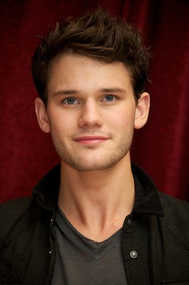 Jeremy Irvine poster