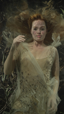 Margot Robbie poster