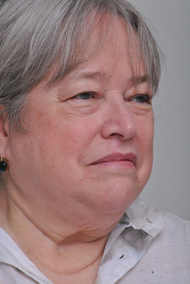 Kathy Bates sweatshirt