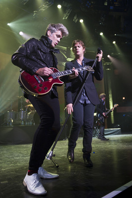 Matchbox Twenty sweatshirt