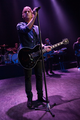 Matchbox Twenty sweatshirt