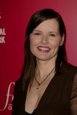 Geena Davis sweatshirt