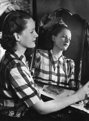 Phyllis Calvert poster