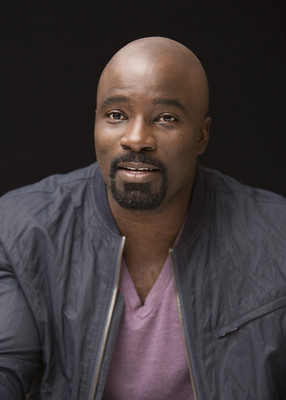 Mike Colter sweatshirt