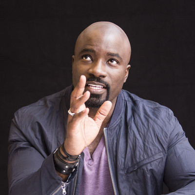 Mike Colter sweatshirt