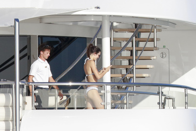 Harry Style sweatshirt